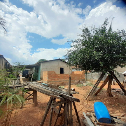 Imagem Casa com 2 Quartos à Venda, 360 m² em Célia Maria - Aparecida De Goiânia