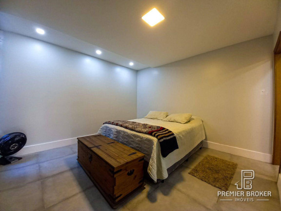 Imagem Casa com 10 Quartos à Venda, 400 m² em Vargem Grande - Teresópolis Imagem Casa com 10 Quartos à Venda, 400 m² em Vargem Grande - Teresópolis