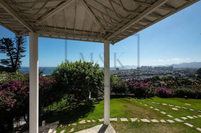 Casa com 4 Quartos à Venda, 1.200 m² em Joá - Rio De Janeiro