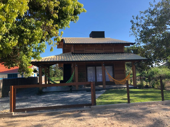 Imagem Casa com 3 Quartos à Venda, 126 m² em Ubatuba - São Francisco Do Sul
