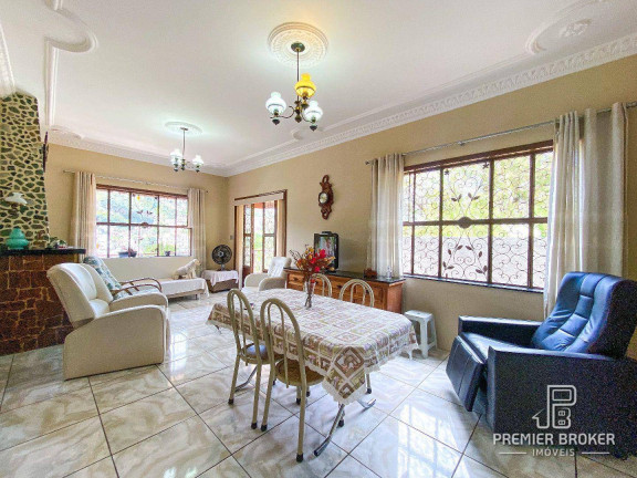 Imagem Casa com 5 Quartos à Venda, 290 m² em Vale Do Paraíso - Teresópolis Imagem Casa com 5 Quartos à Venda, 290 m² em Vale Do Paraíso - Teresópolis