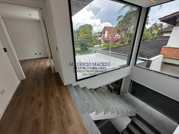 Imagem Casa com 4 Quartos à Venda, 330 m² em Alphaville - Santana De Parnaíba Imagem Casa com 4 Quartos à Venda, 330 m² em Alphaville - Santana De Parnaíba