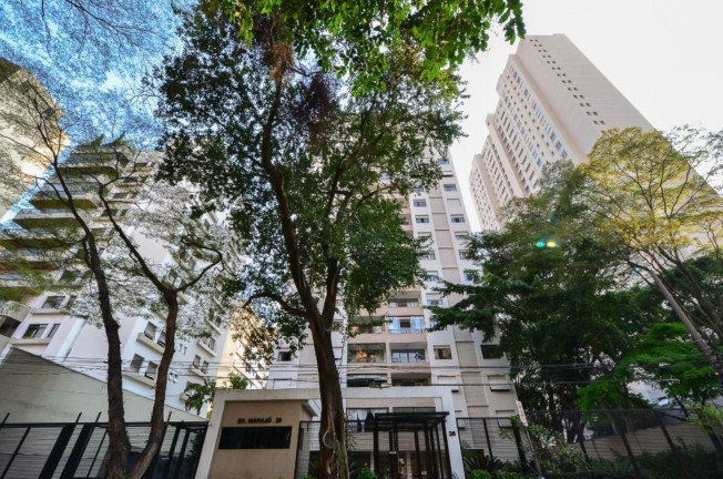 Imóvel com 2 Quartos à Venda, 132 m² em Moema - São Paulo