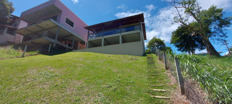 Imagem Casa com 2 Quartos à Venda, 310 m² em Sebastiana - Teresópolis Imagem Casa com 2 Quartos à Venda, 310 m² em Sebastiana - Teresópolis