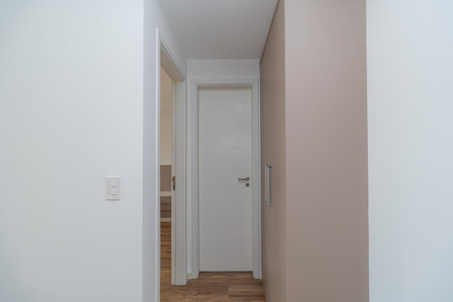 Imagem Apartamento com 1 Quarto para Alugar, 64 m² em Centro - Curitiba Imagem Apartamento com 1 Quarto para Alugar, 64 m² em Centro - Curitiba