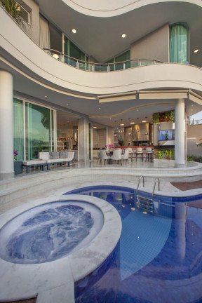 Imagem Casa com 4 Quartos à Venda, 379 m² em Tamboré - Santana De Parnaíba Imagem Casa com 4 Quartos à Venda, 379 m² em Tamboré - Santana De Parnaíba