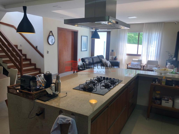 Imagem Casa de Condomínio com 3 Quartos à Venda, 225 m² em Chácara Dos Junqueiras - Carapicuíba