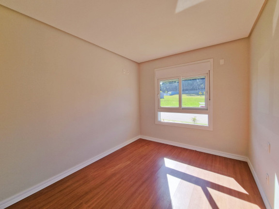 Imagem Casa com 4 Quartos à Venda, 213 m² em Pedancino - Caxias Do Sul
