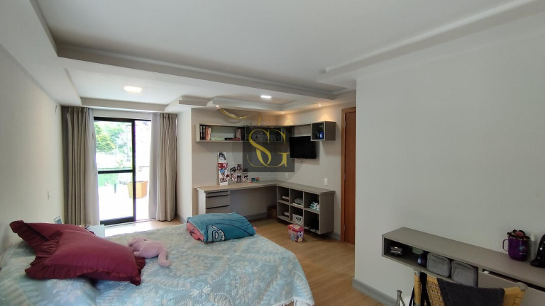 Imagem Casa com 3 Quartos à Venda, 682 m² em Parque Do Ingá - Teresópolis