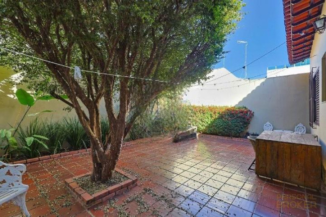 Imagem Casa com 4 Quartos à Venda, 325 m² em Santo Antônio - Belo Horizonte