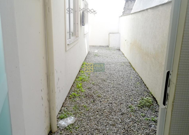 Imagem Apartamento com 2 Quartos para Alugar ou Temporada, 60 m² em Bombas - Bombinhas Imagem Apartamento com 2 Quartos para Alugar ou Temporada, 60 m² em Bombas - Bombinhas