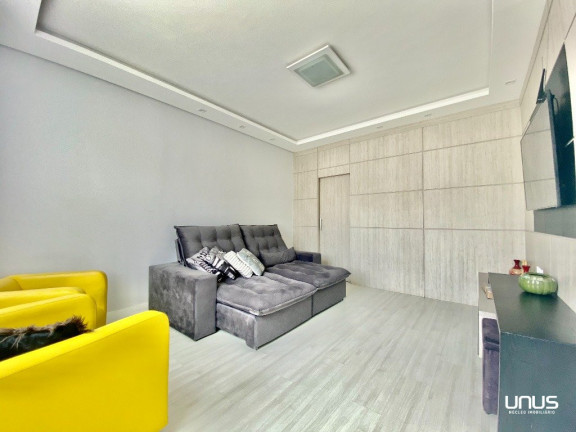 Imagem Casa com 7 Quartos à Venda, 360 m² em Ipiranga - São José