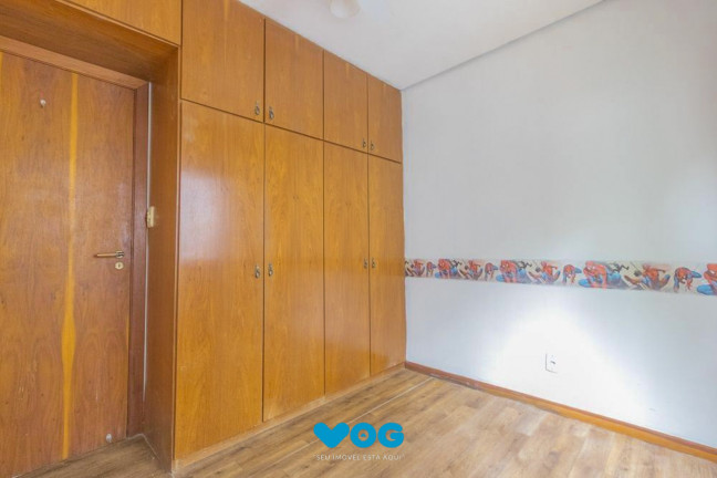 Imagem Imóvel com 3 Quartos à Venda, 225 m² em Petrópolis - Porto Alegre Imagem Imóvel com 3 Quartos à Venda, 225 m² em Petrópolis - Porto Alegre