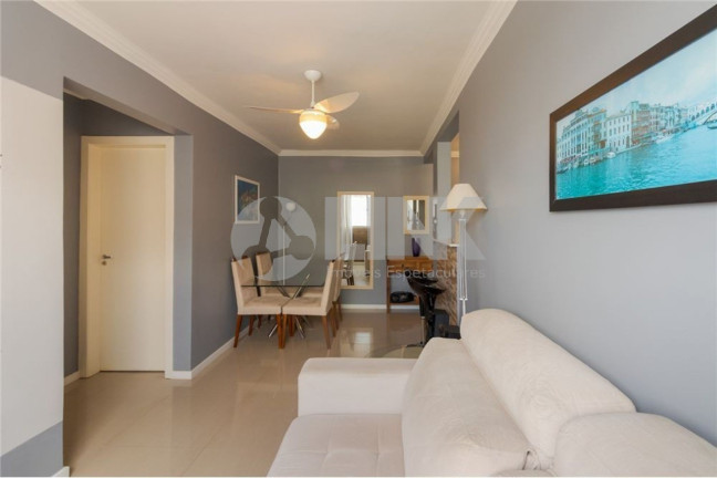 Imagem Apartamento com 2 Quartos à Venda, 48 m² em Jardim Itu - Porto Alegre