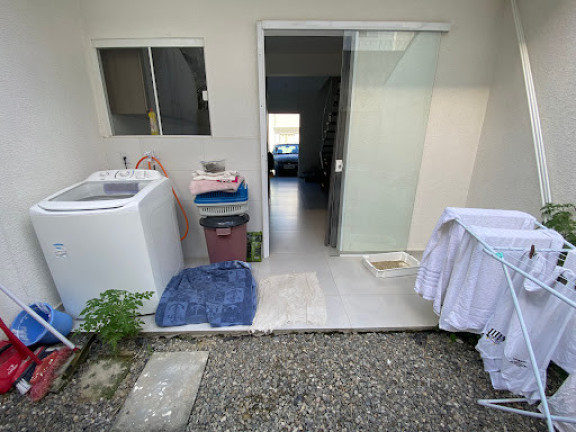 Imagem Sobrado com 2 Quartos à Venda, 72 m² em Espinheiros - Itajaí