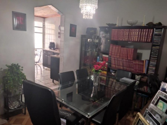 Imagem Sobrado com 5 Quartos à Venda, 180 m² em Itaquera - São Paulo Imagem Sobrado com 5 Quartos à Venda, 180 m² em Itaquera - São Paulo
