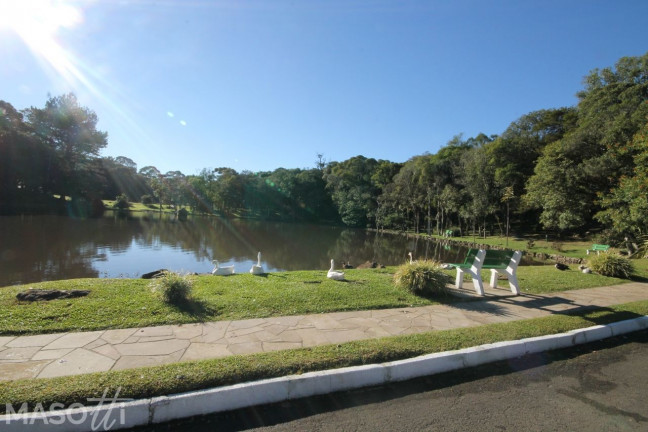 Terreno à Venda, 1.435 m² em Centro - Gramado