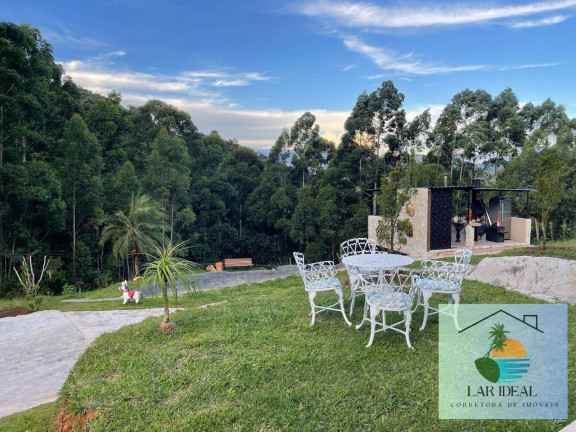 Imagem Casa com 3 Quartos à Venda, 4.000 m² em Cascatinha - Nova Friburgo