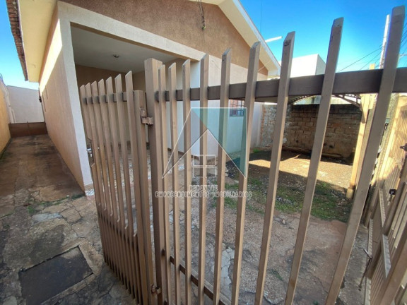 Imagem Casa com 4 Quartos à Venda, 153 m² em Ipiranga - Ribeirão Preto Imagem Casa com 4 Quartos à Venda, 153 m² em Ipiranga - Ribeirão Preto