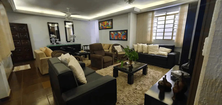 Imagem Casa com 2 Quartos à Venda, 288 m² em Setor Leste Universitário - Goiânia Imagem Casa com 2 Quartos à Venda, 288 m² em Setor Leste Universitário - Goiânia