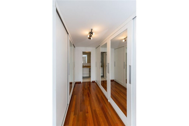 Imagem Apartamento com 3 Quartos à Venda, 161 m² em Real Parque - São Paulo
