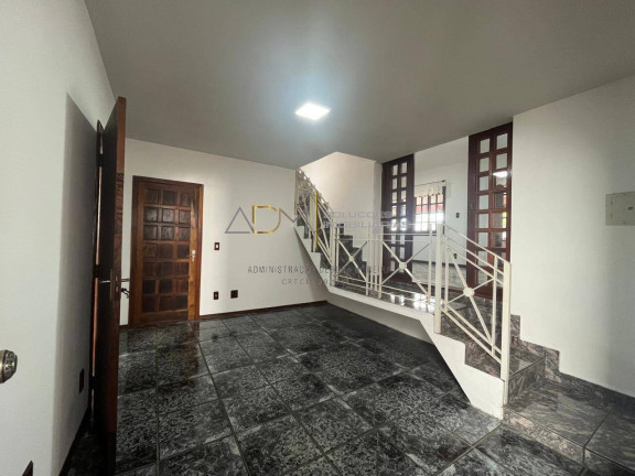 Imagem Casa com 4 Quartos para Alugar, 250 m² em Vila Nova Botucatu - Botucatu