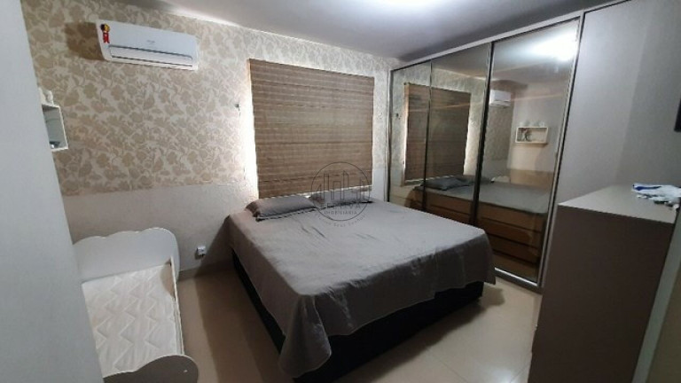 Imagem Casa com 3 Quartos à Venda, 200 m² em Setor Habitacional Arniqueira (águas Claras) - Brasília Imagem Casa com 3 Quartos à Venda, 200 m² em Setor Habitacional Arniqueira (águas Claras) - Brasília