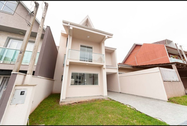 Imagem Casa com 3 Quartos à Venda, 155 m² em Cachoeira - Curitiba Imagem Casa com 3 Quartos à Venda, 155 m² em Cachoeira - Curitiba