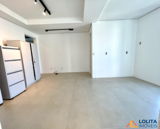 Imagem Sala Comercial à Venda, 158 m² em Centro - Florianópolis Imagem Sala Comercial à Venda, 158 m² em Centro - Florianópolis