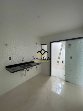 Imagem Casa com 3 Quartos à Venda,  em Mangabeira - Feira De Santana
