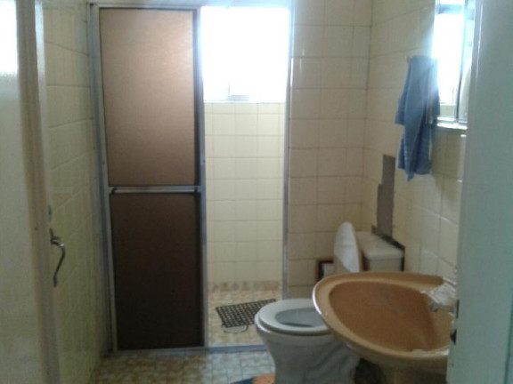 Imagem Casa à Venda, em Vila Maria Helena - Carapicuíba Imagem Casa à Venda, em Vila Maria Helena - Carapicuíba