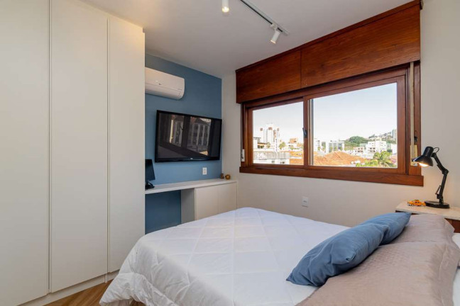 Imagem Apartamento com 3 Quartos à Venda, 120 m² em Menino Deus - Porto Alegre