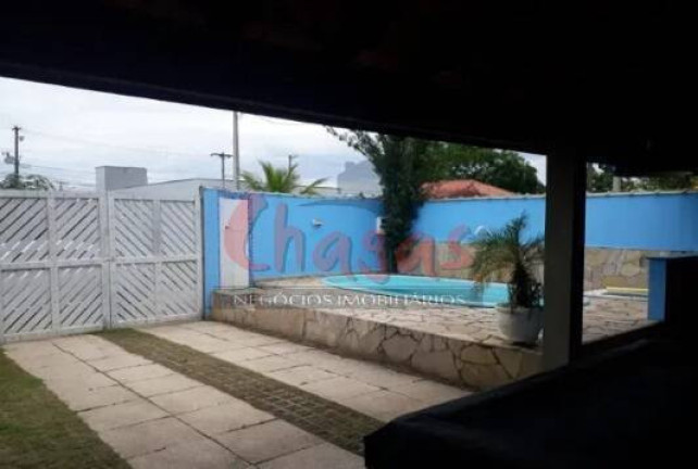 Imagem Casa com 3 Quartos à Venda, 250 m² em Pegorelli - Caraguatatuba Imagem Casa com 3 Quartos à Venda, 250 m² em Pegorelli - Caraguatatuba
