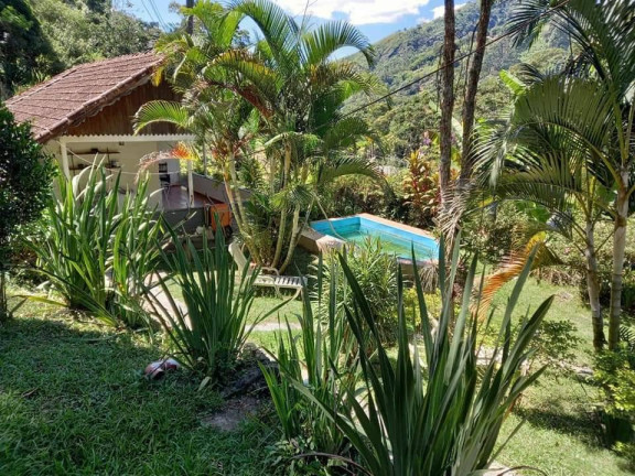 Imagem Casa com 3 Quartos à Venda, 8 m² em Amparo - Nova Friburgo