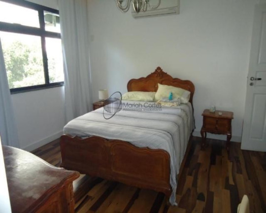 Imagem Imóvel com 4 Quartos à Venda, 300 m² em Icaraí - Niterói Imagem Imóvel com 4 Quartos à Venda, 300 m² em Icaraí - Niterói