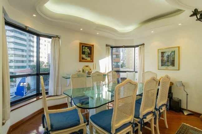 Imagem Apartamento com 3 Quartos à Venda, 256 m² em Aclimação - São Paulo