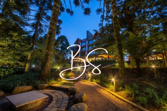 Imagem Apartamento com 3 Quartos à Venda, 319 m² em Planalto - Gramado