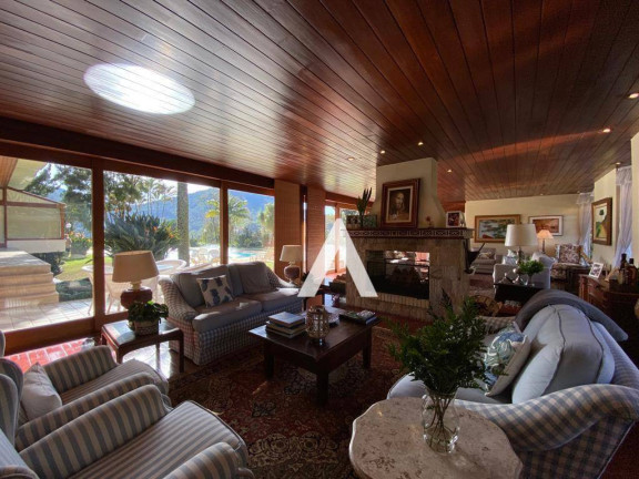 Imagem Casa com 8 Quartos à Venda, 1.776 m² em Albuquerque - Teresópolis