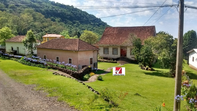 Imagem Imóvel com 4 Quartos à Venda, 6 m² em Morro Reuter