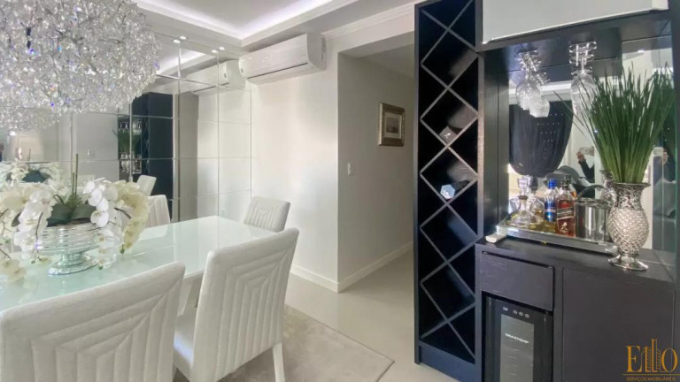 Imagem Apartamento com 4 Quartos à Venda, 150 m² em Meia Praia - Itapema Imagem Apartamento com 4 Quartos à Venda, 150 m² em Meia Praia - Itapema