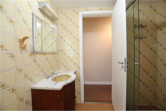Imagem Imóvel com 2 Quartos à Venda, em Mont Serrat - Porto Alegre Imagem Imóvel com 2 Quartos à Venda, em Mont Serrat - Porto Alegre