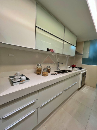 Imagem Apartamento com 3 Quartos à Venda, 131 m² em Camorim - Rio De Janeiro