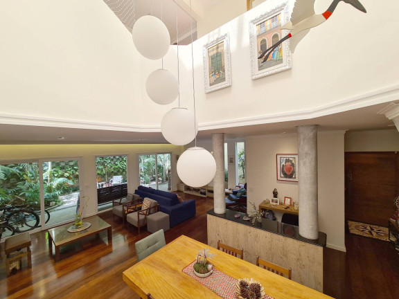 Casa com 3 Quartos à Venda, 228 m² em Chácara Monte Alegre - São Paulo