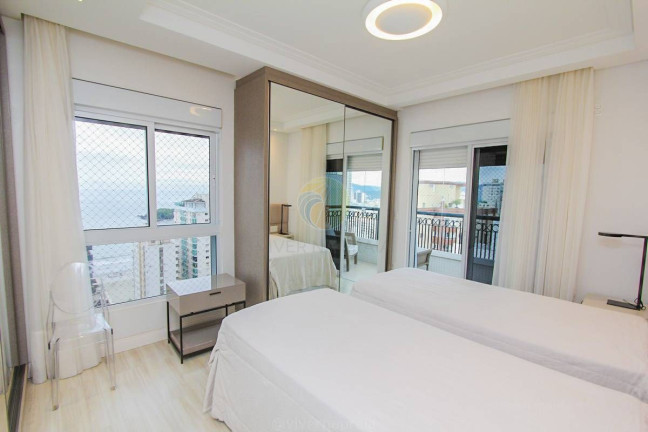 Imagem Apartamento com 3 Quartos à Venda,  em Centro - Balneário Camboriú