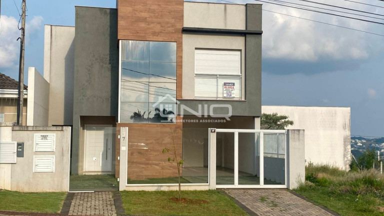 Imagem Casa com 3 Quartos à Venda, 190 m² em Fraron - Pato Branco