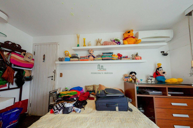 Imagem Casa com 6 Quartos à Venda, 1.500 m² em Itaipu - Niterói Imagem Casa com 6 Quartos à Venda, 1.500 m² em Itaipu - Niterói