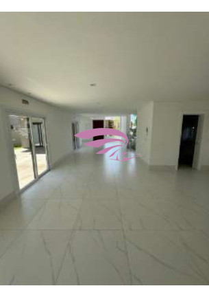 Imagem Casa com 3 Quartos à Venda, 400 m² em Santo Inácio - Curitiba Imagem Casa com 3 Quartos à Venda, 400 m² em Santo Inácio - Curitiba