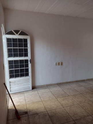 Imagem Imóvel com 2 Quartos para Alugar, 25 m² em Inhoaíba - Rio De Janeiro