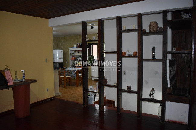Imagem Casa com 4 Quartos à Venda, 360 m² em Região Do Alto Da Boa Vista - Campos Do Jordão
