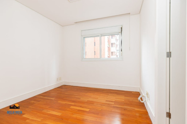 Imagem Apartamento com 3 Quartos à Venda, em Moema - São Paulo Imagem Apartamento com 3 Quartos à Venda, em Moema - São Paulo